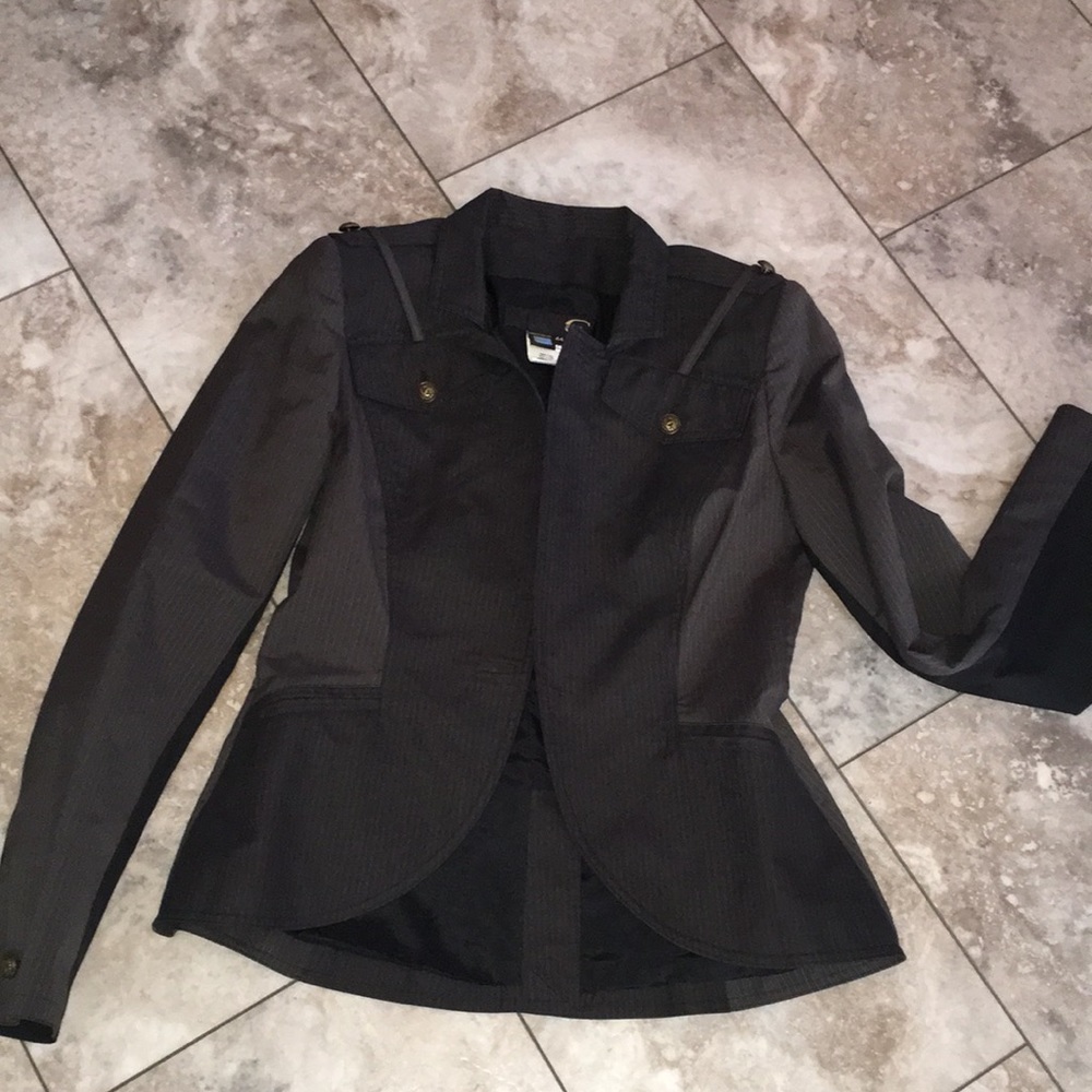 JUST CAVALLI BADAZZ STRUCTURED BLAZER EUC SIZE 44
